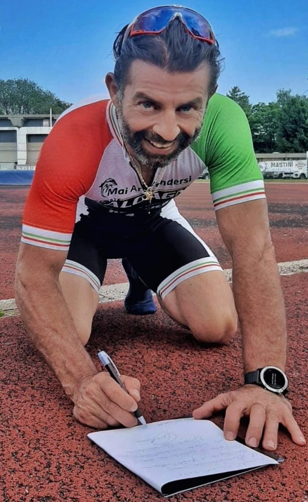 Nuovo record in pista per il Colonnello Carlo Calcagni con le pedivelle indipendenti FORZA PURA